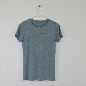 Under Armour Athletic Shirt Sleeve T-Shirt